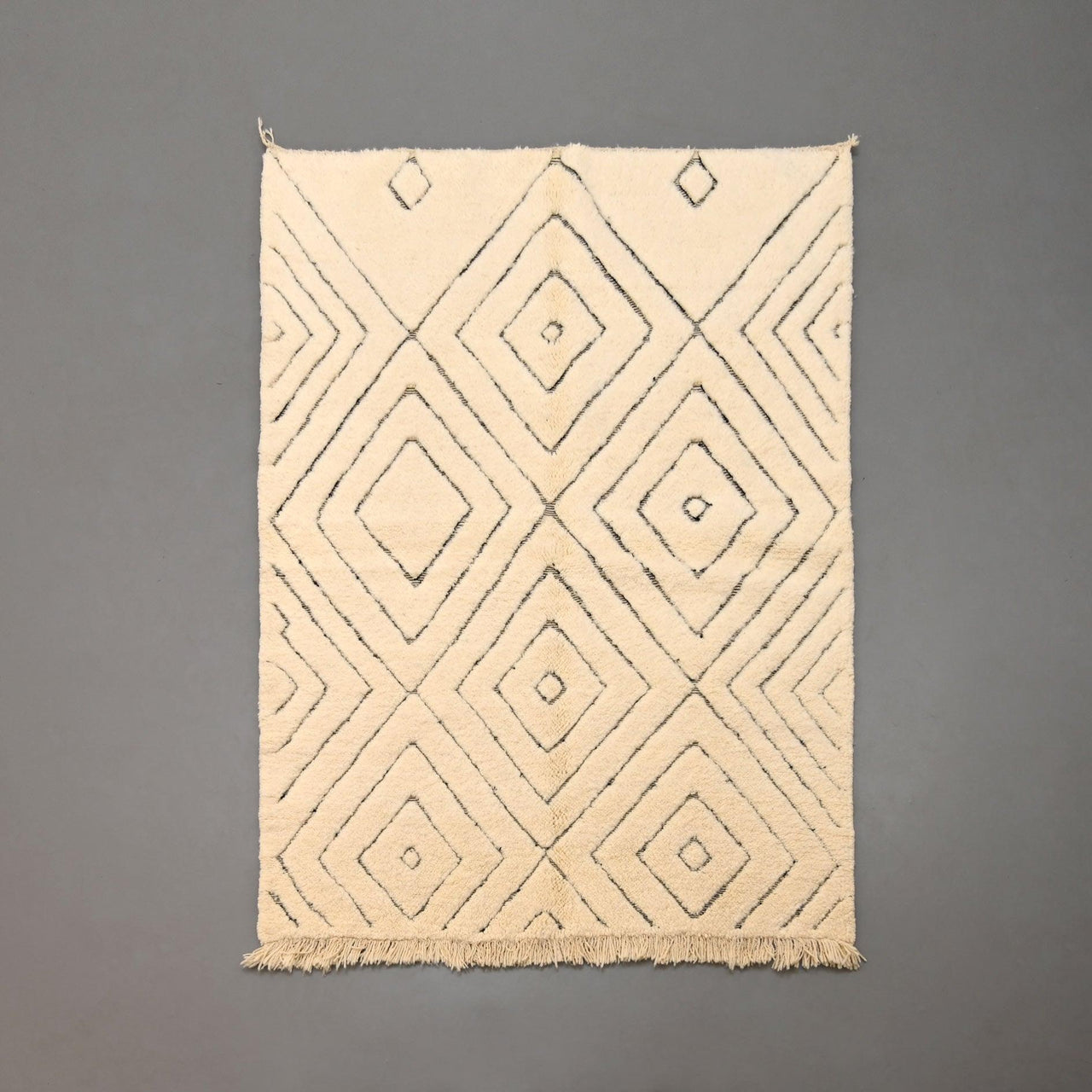 Authentic Beni Ourain Rug 5.2 x 7.3 feet / 160 x 225 cm - Ettilux Home