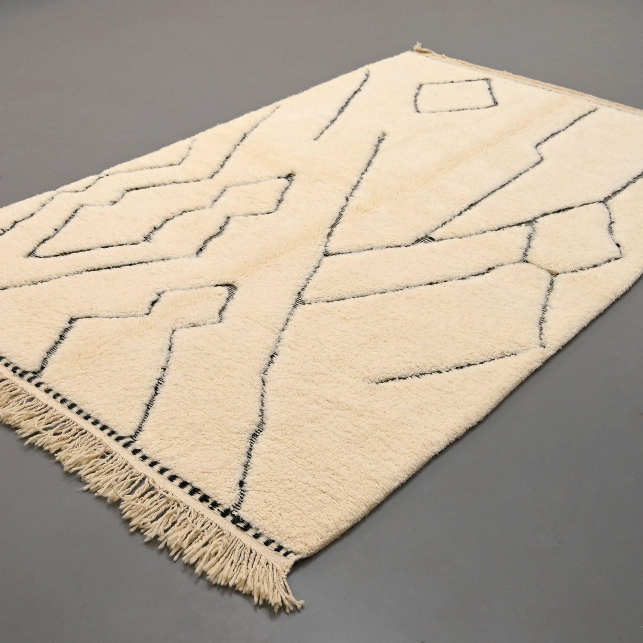 Authentic Beni Ourain Rug 5 x 8.4 feet / 153 x 257 cm - Ettilux Home