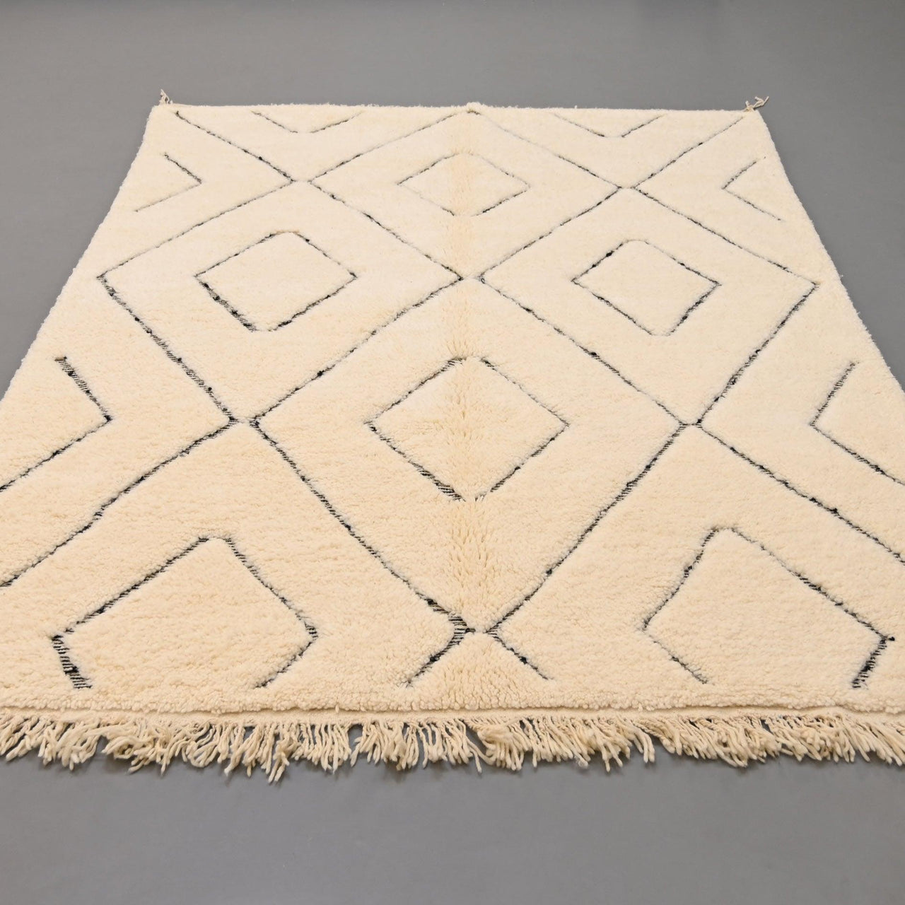 Authentic Beni Ourain Rug 6.5 x 9.5 feet / 200 x 291 cm - Ettilux Home