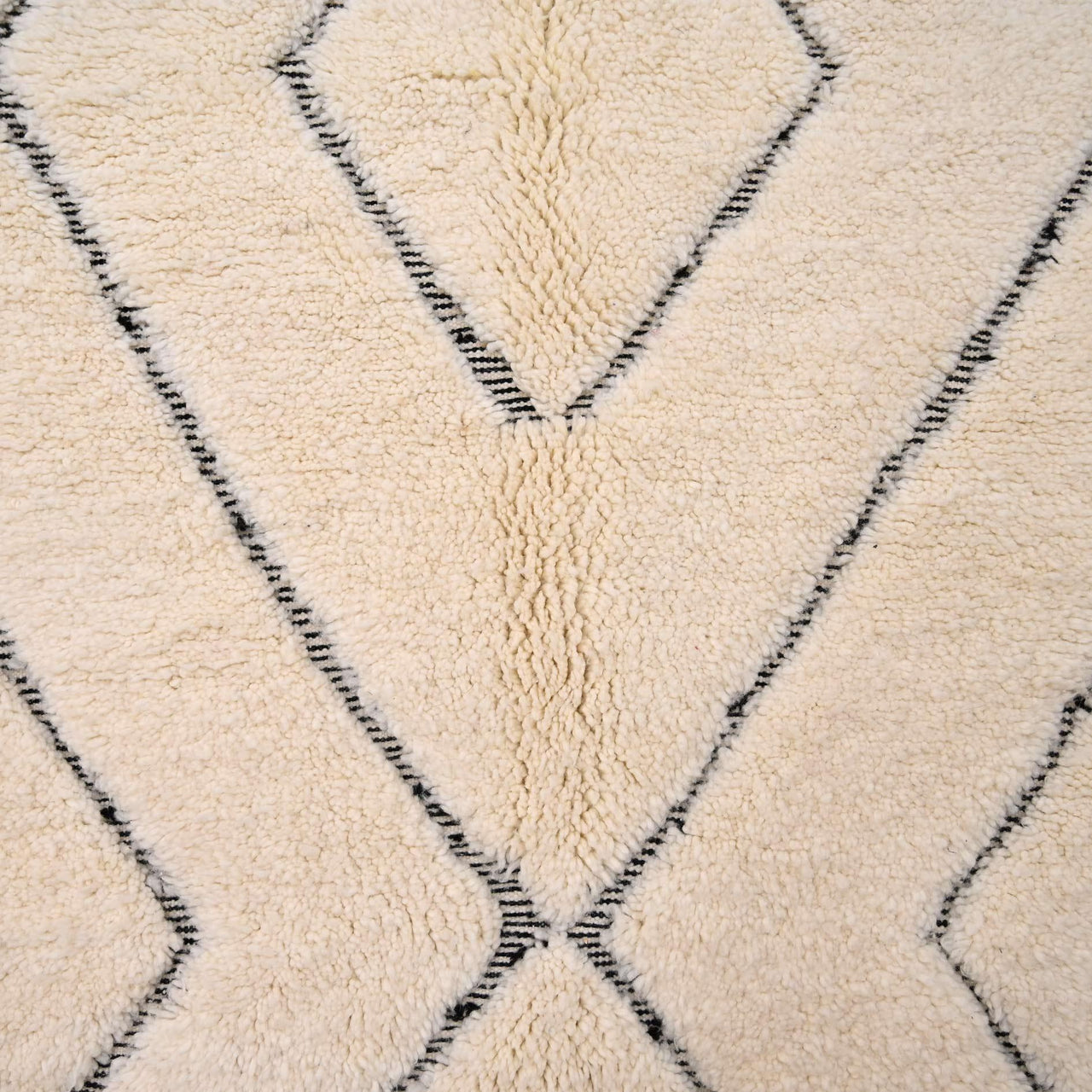 Authentic Beni Ourain Rug 6.5 x 9.5 feet / 200 x 291 cm - Ettilux Home