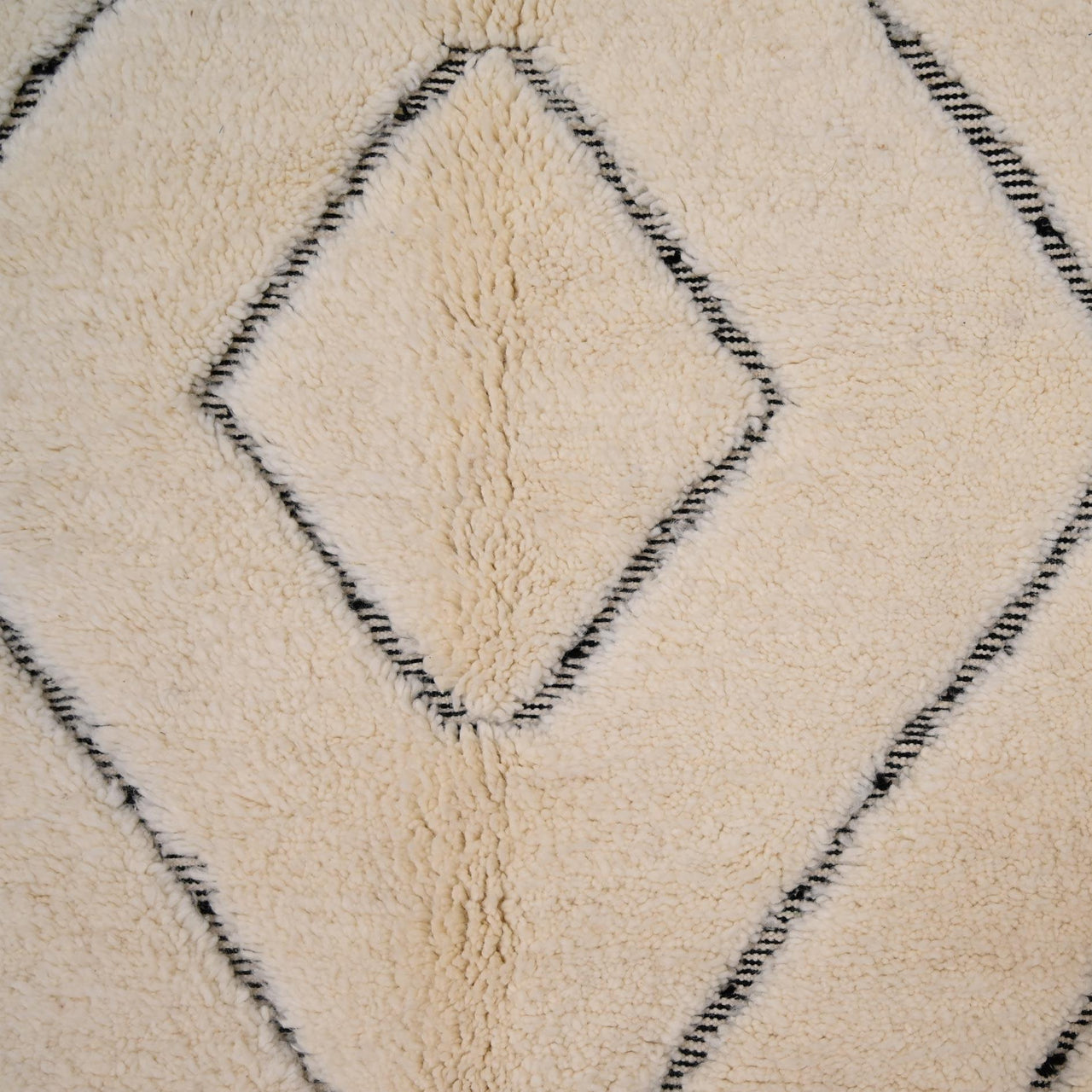 Authentic Beni Ourain Rug 6.5 x 9.5 feet / 200 x 291 cm - Ettilux Home