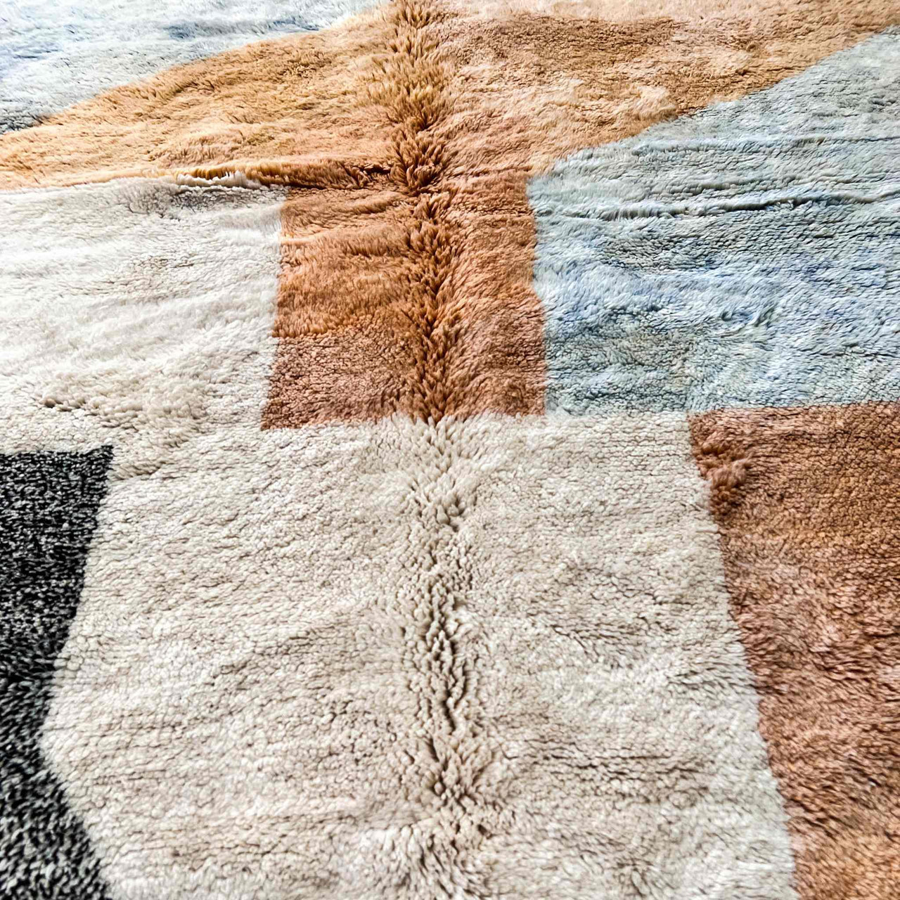 Celestia Beni Mrirt Rug 8 x 9.8 feet / 246 x 300 cm - Ettilux Home