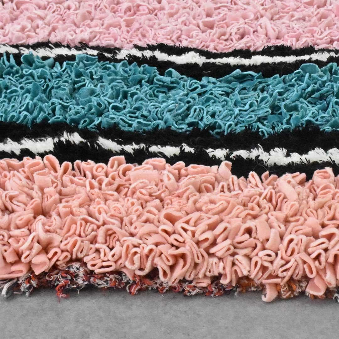 Colorful And Warm Moroccan Boucherouite Rug(2.4 x 8.7 feet) - Ettilux Home