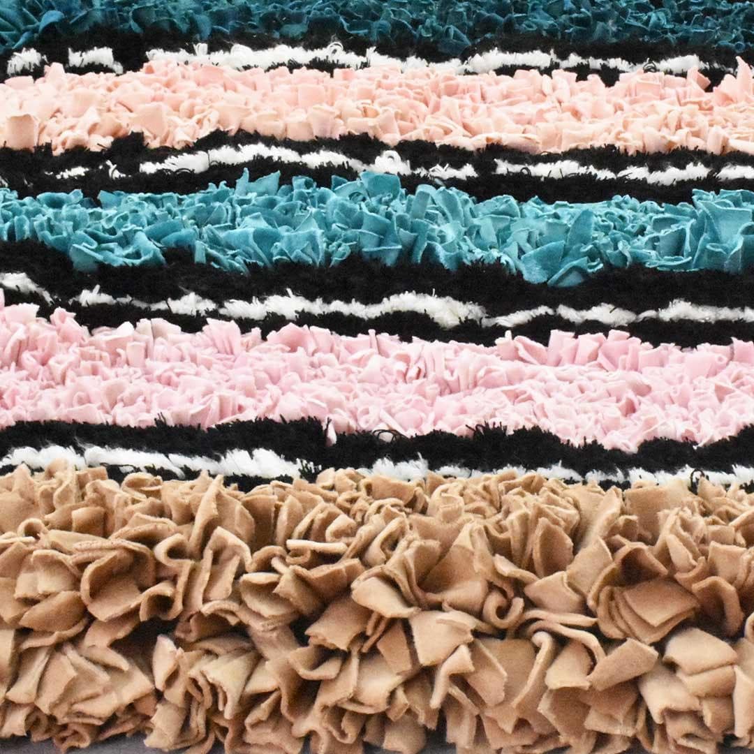 Colorful And Warm Moroccan Boucherouite Rug(2.4 x 8.7 feet) - Ettilux Home