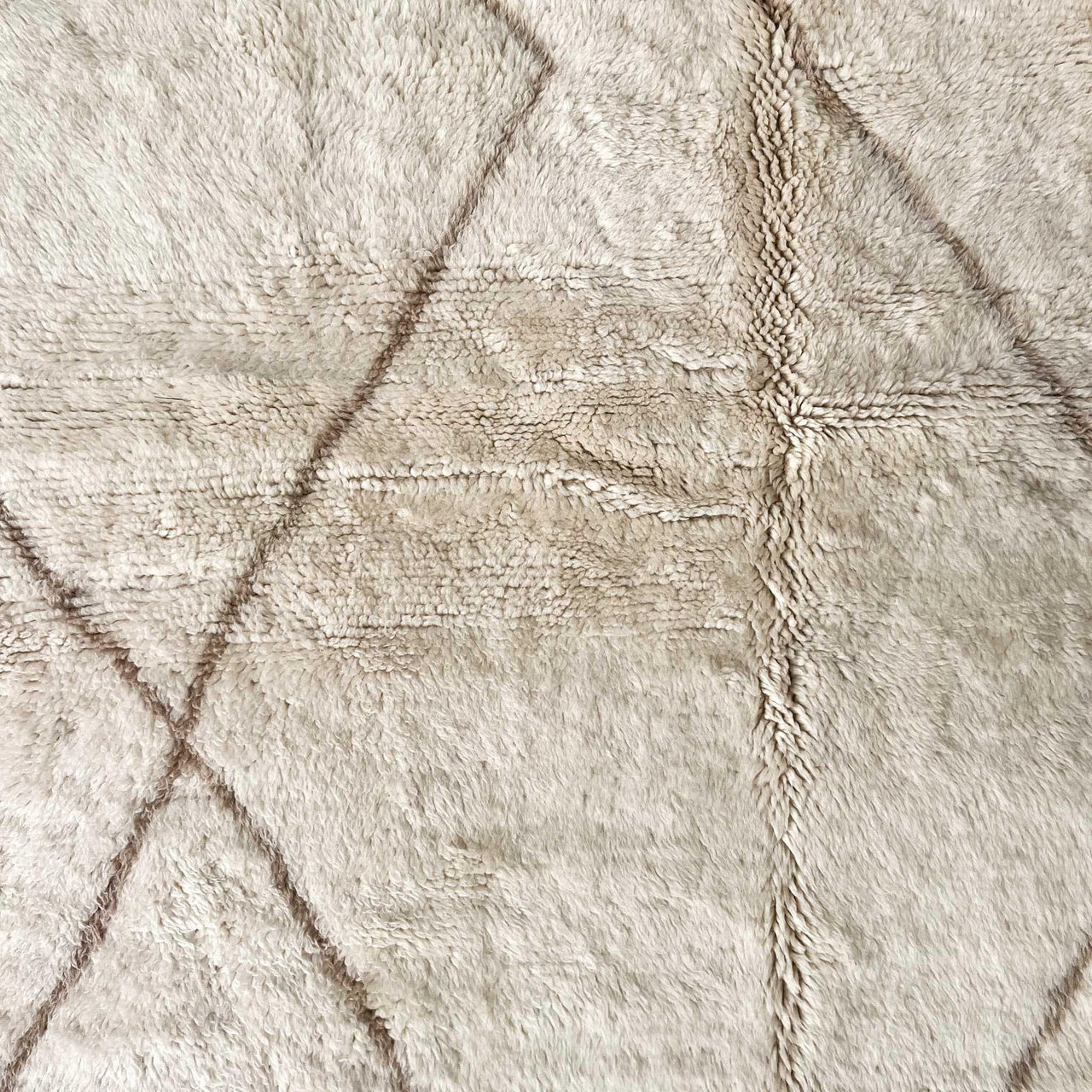 Custom Made Luxury Beni Mrirt Rug - Ettilux Home