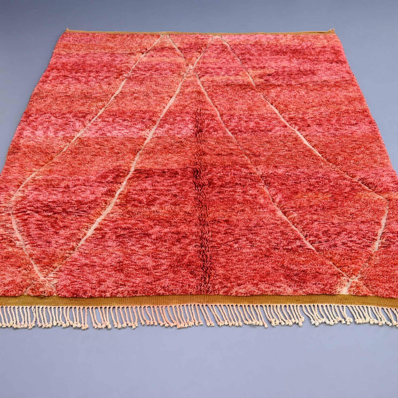 Custom Made Luxury Beni Mrirt Rug - Ettilux Home