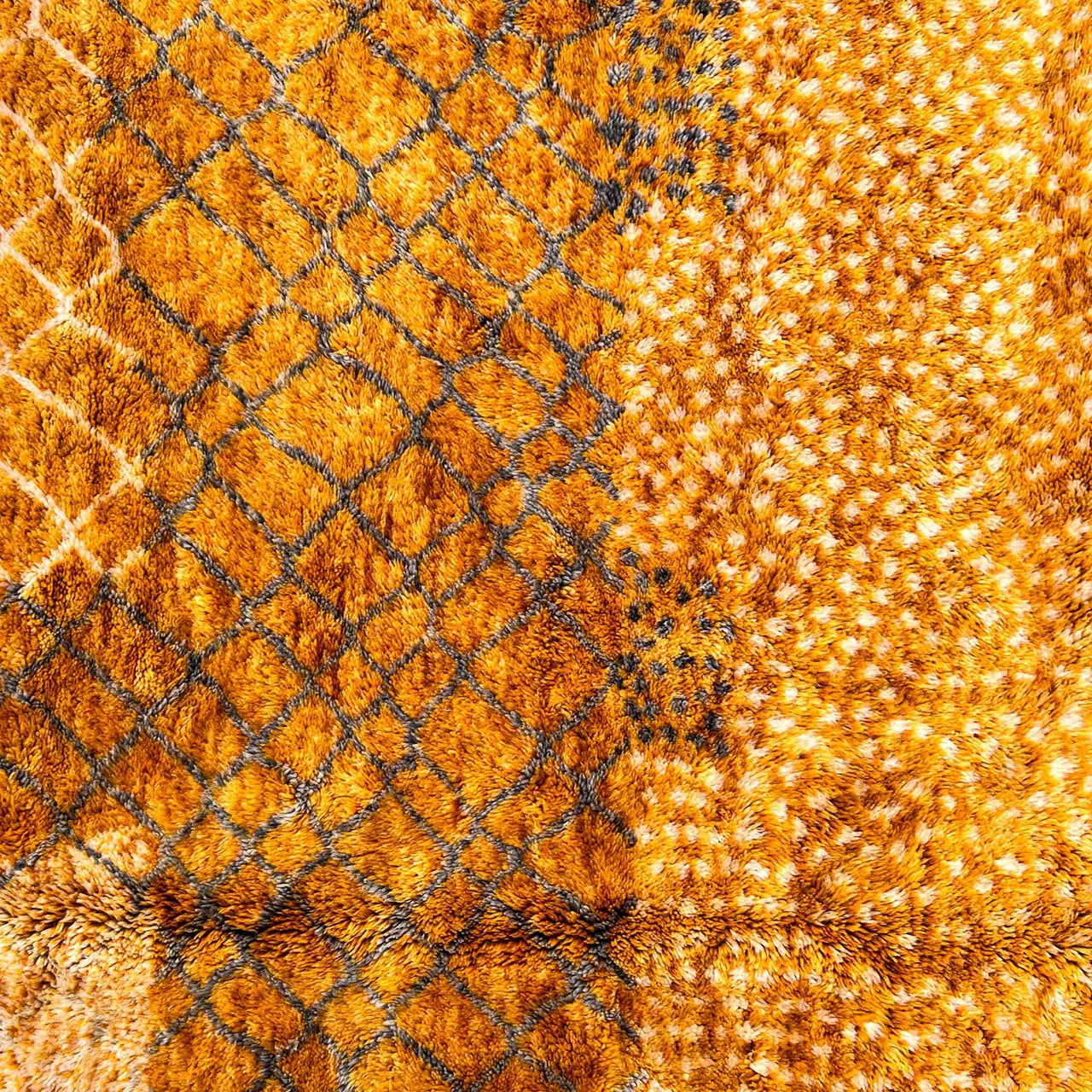 Lamia Beni Mrirt Moroccan Rug 7.9 X 10.2 ft / 243 X 311 cm - Ettilux Home