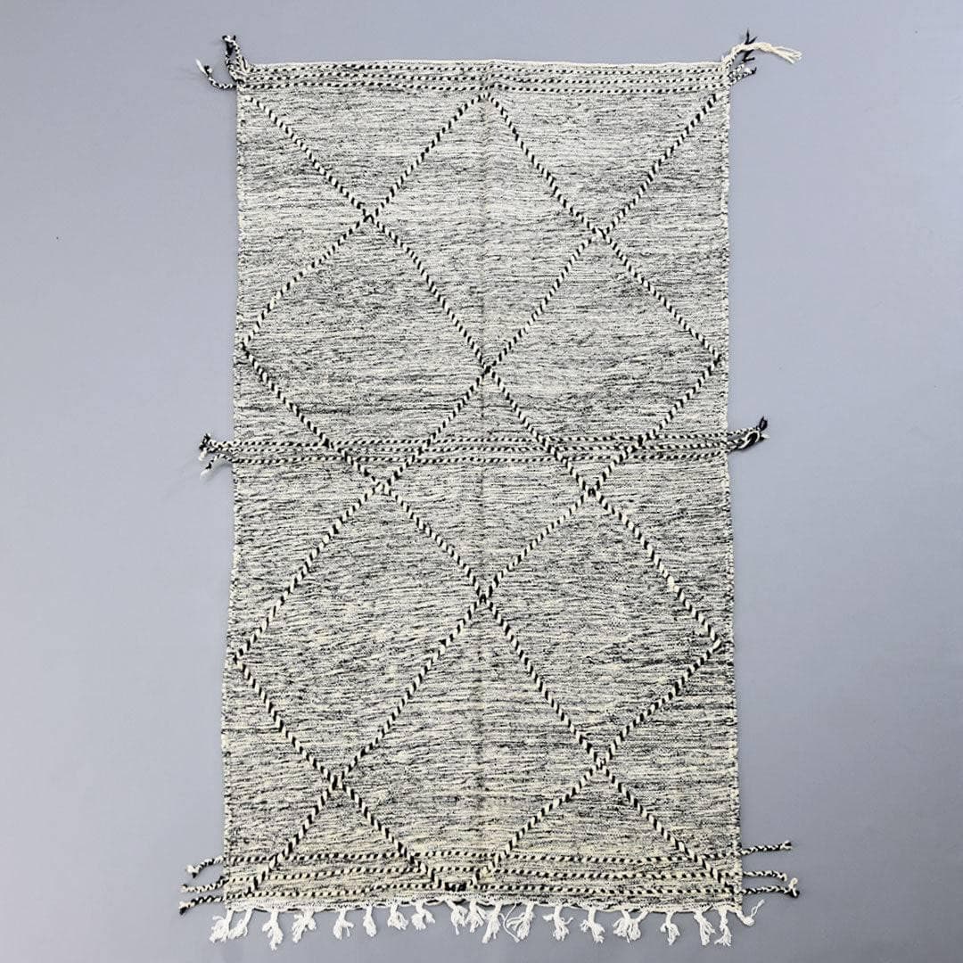 Moroccan Kilim Rug 4.4 x 8.3 ft / 136 x 255 cm - Ettilux Home