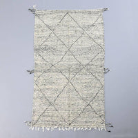 Thumbnail for Moroccan Kilim Rug 4.7 x 8.5 ft / 145 x 260 cm - Ettilux Home