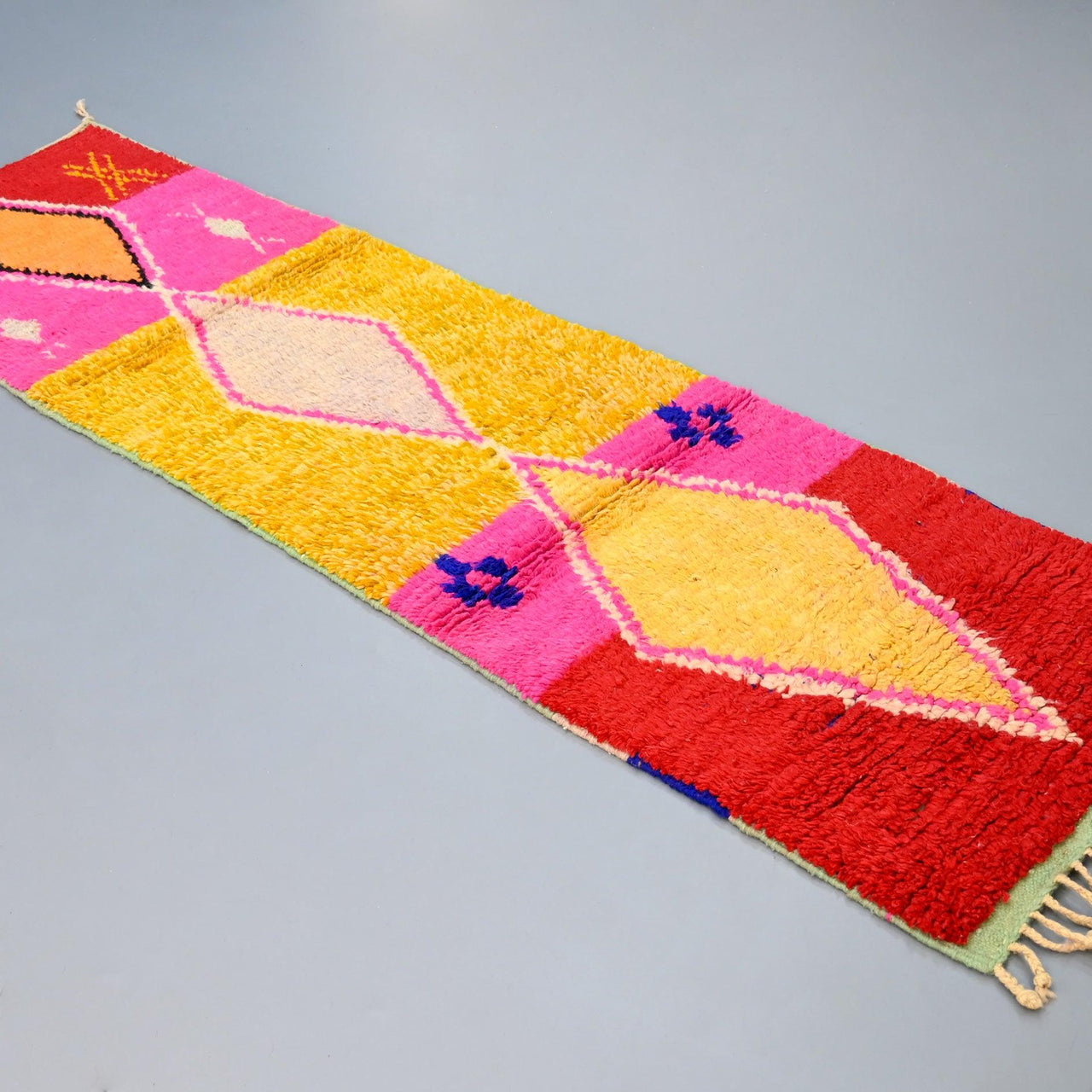 Moroccan Vintage Runner Rug 2.3 x 8.2 feet / 70 x 252 cm - Ettilux Home