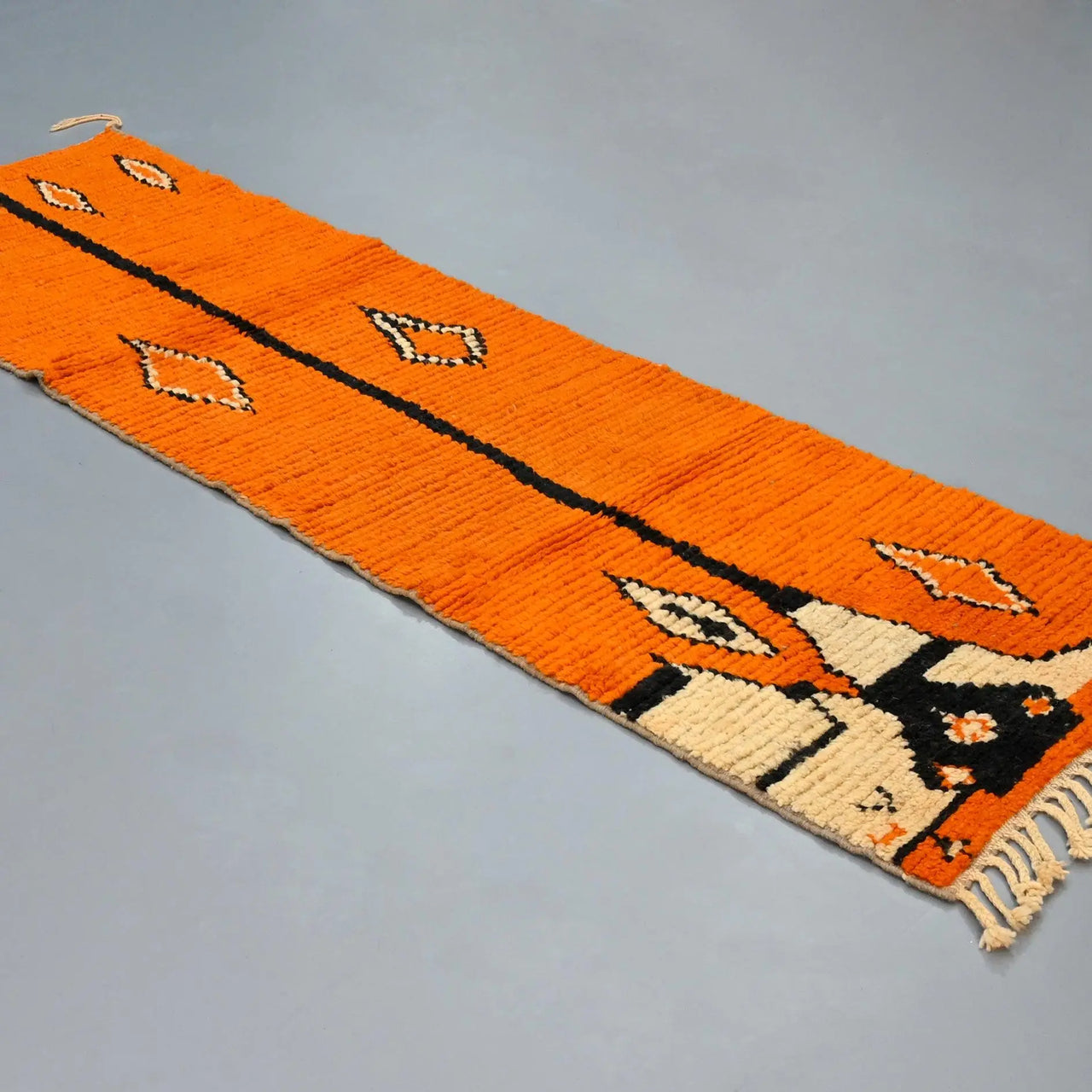 Moroccan Vintage Runner Rug 2.4 x 8 feet / 75 x 246 cm - Ettilux Home