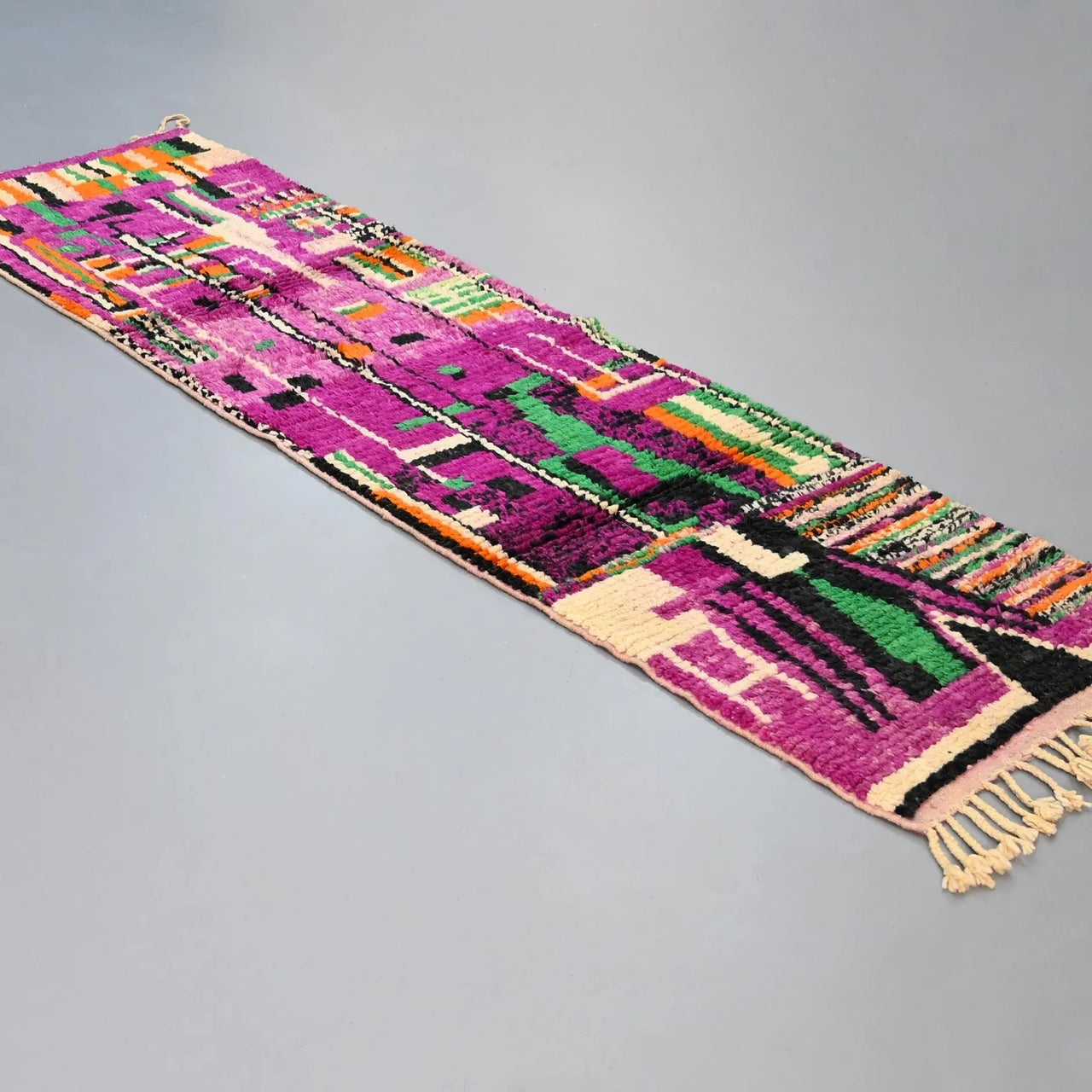 Moroccan Vintage Runner Rug 2.6 x 7.9 feet / 79 x 241 cm - Ettilux Home