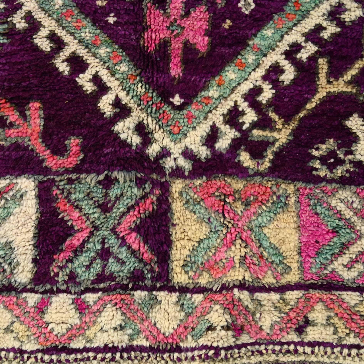 Opulence Moroccan Rug 5.7 x 11 feet / 174 x 337 cm - Ettilux Home