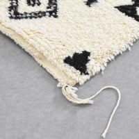 Thumbnail for Tribal Beni Ourain Rug (7.7 x 5.5 feet) - Ettilux Home