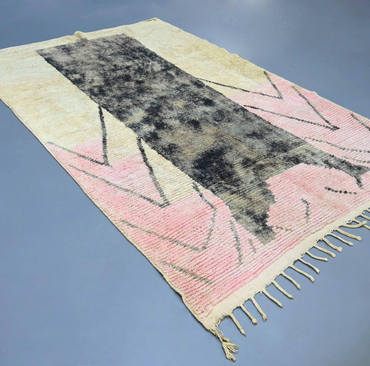Vintage Moroccan Rug 6.2 x 9.7 ft / 192 x 297 cm - Ettilux Home