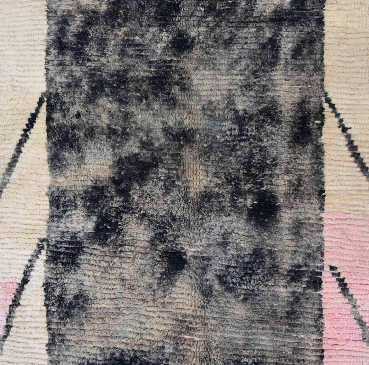 Vintage Moroccan Rug 6.2 x 9.7 ft / 192 x 297 cm - Ettilux Home