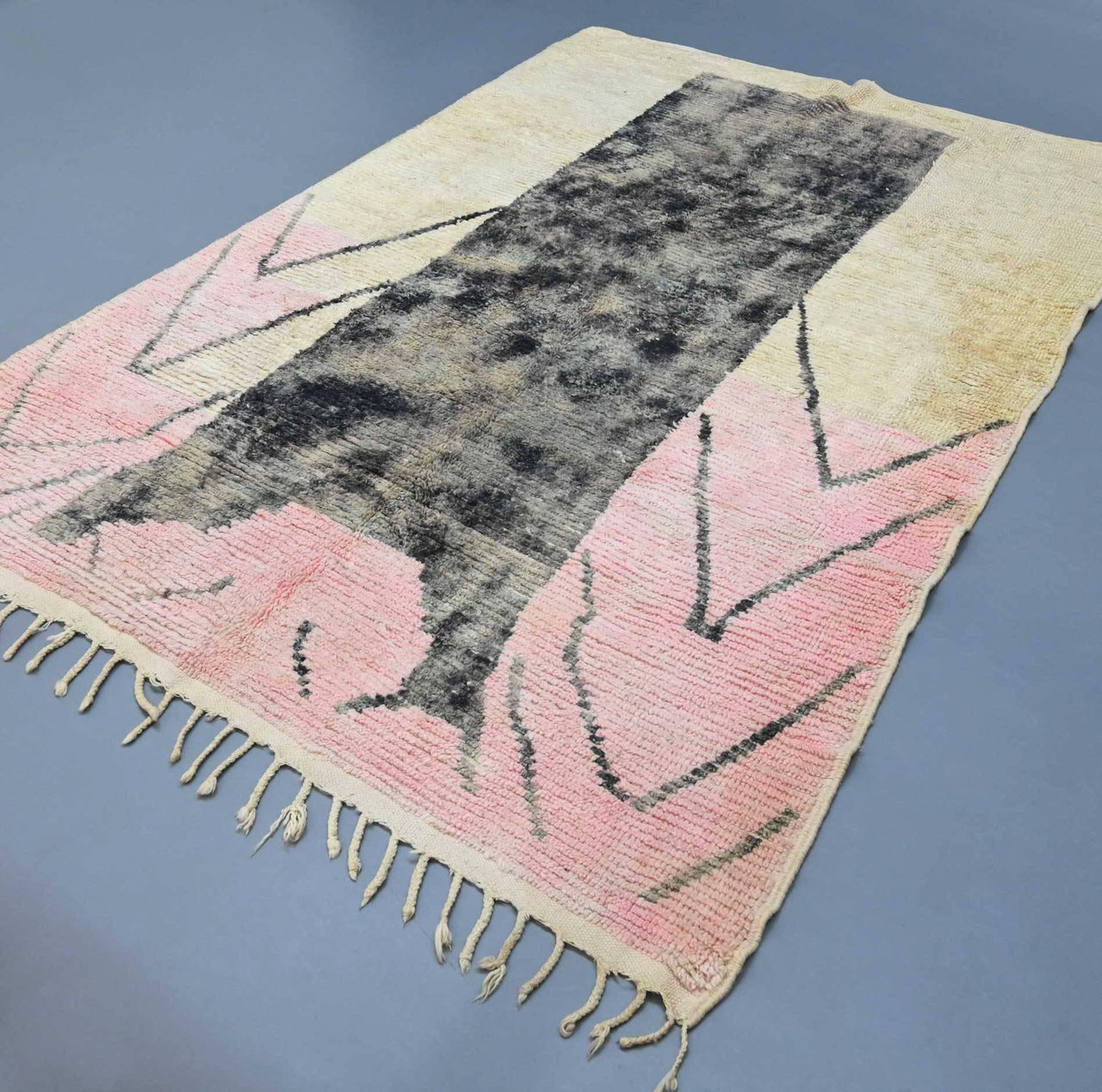 Vintage Moroccan Rug 6.2 x 9.7 ft / 192 x 297 cm - Ettilux Home