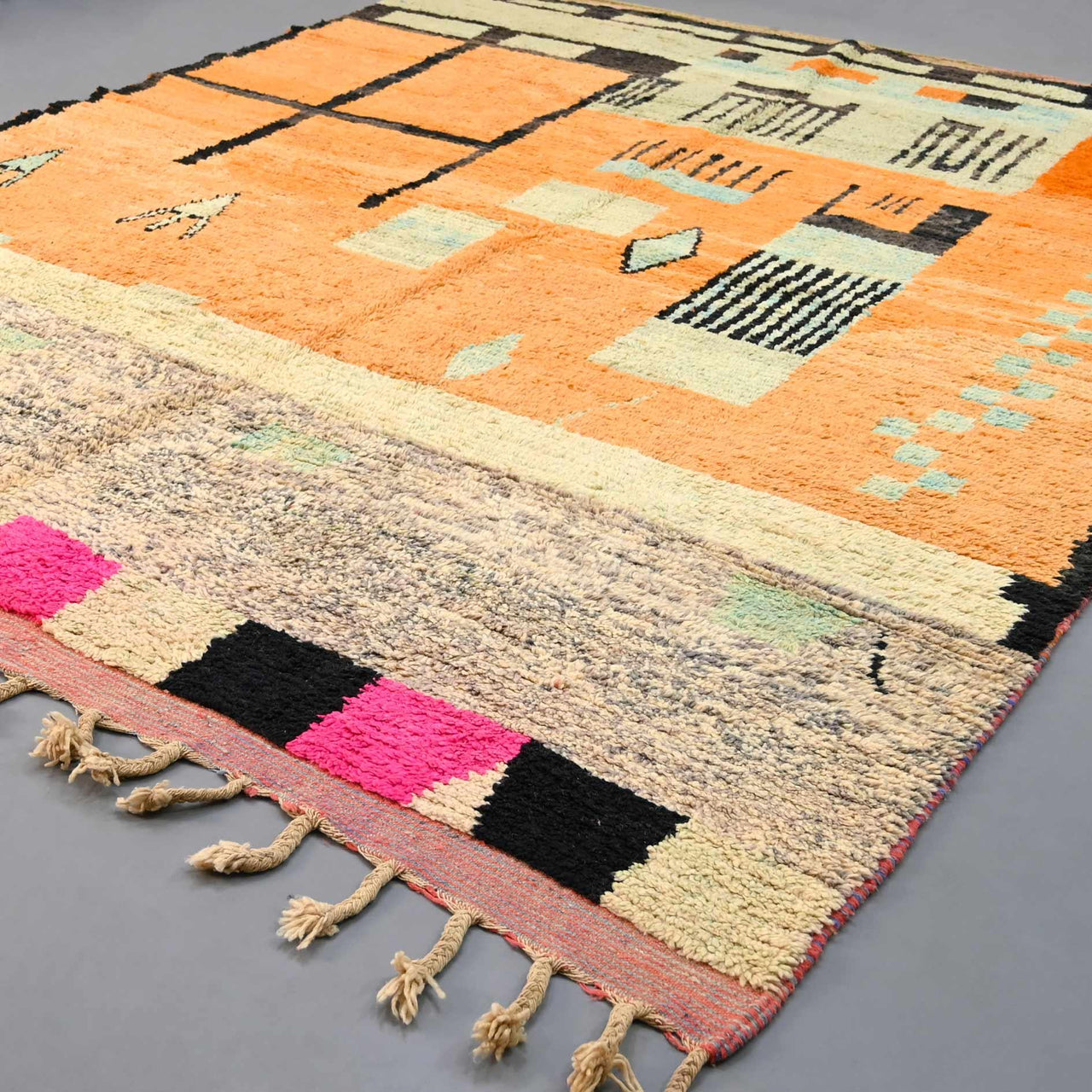 Vintage Moroccan Rug 9.8 x 13 feet - Ettilux Home